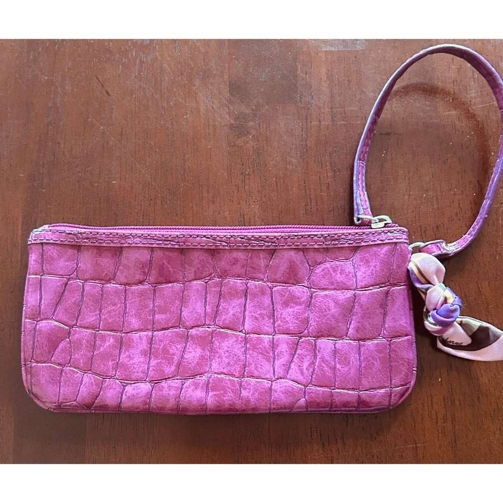 Liz Claiborne‎ Wristlet Faux Leather Crocodile Print Magenta Pink Y2K Barbiecore